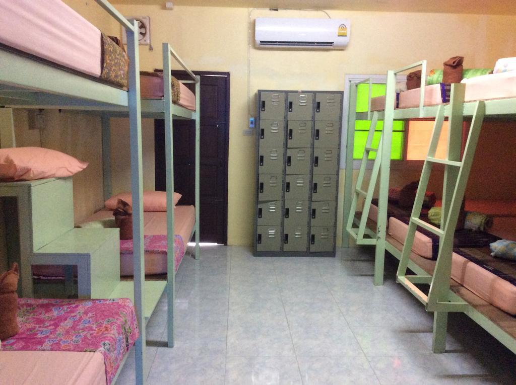 Maddy'S Hostel Ko Pha Ngan Exterior photo
