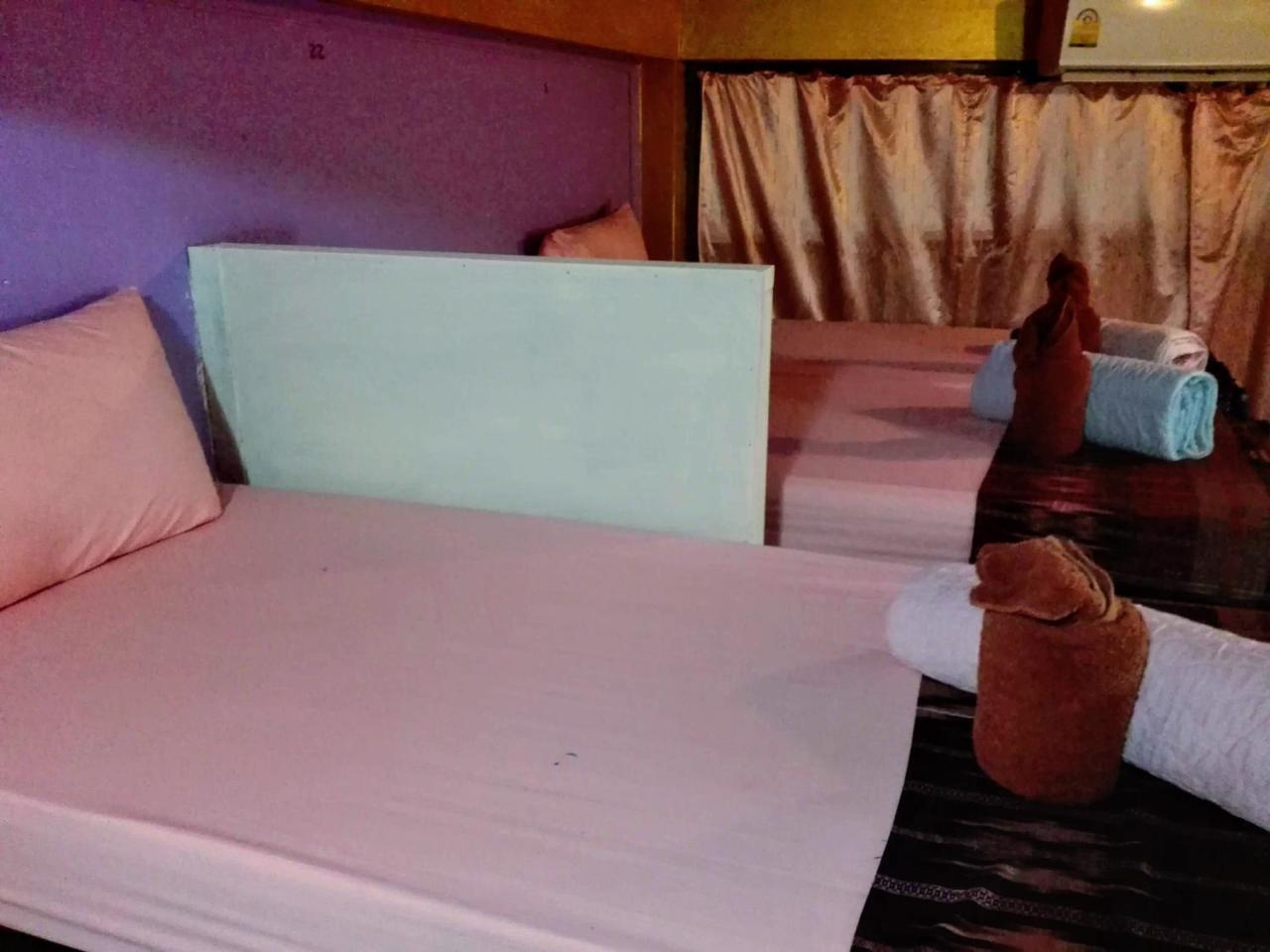Maddy'S Hostel Ko Pha Ngan Exterior photo